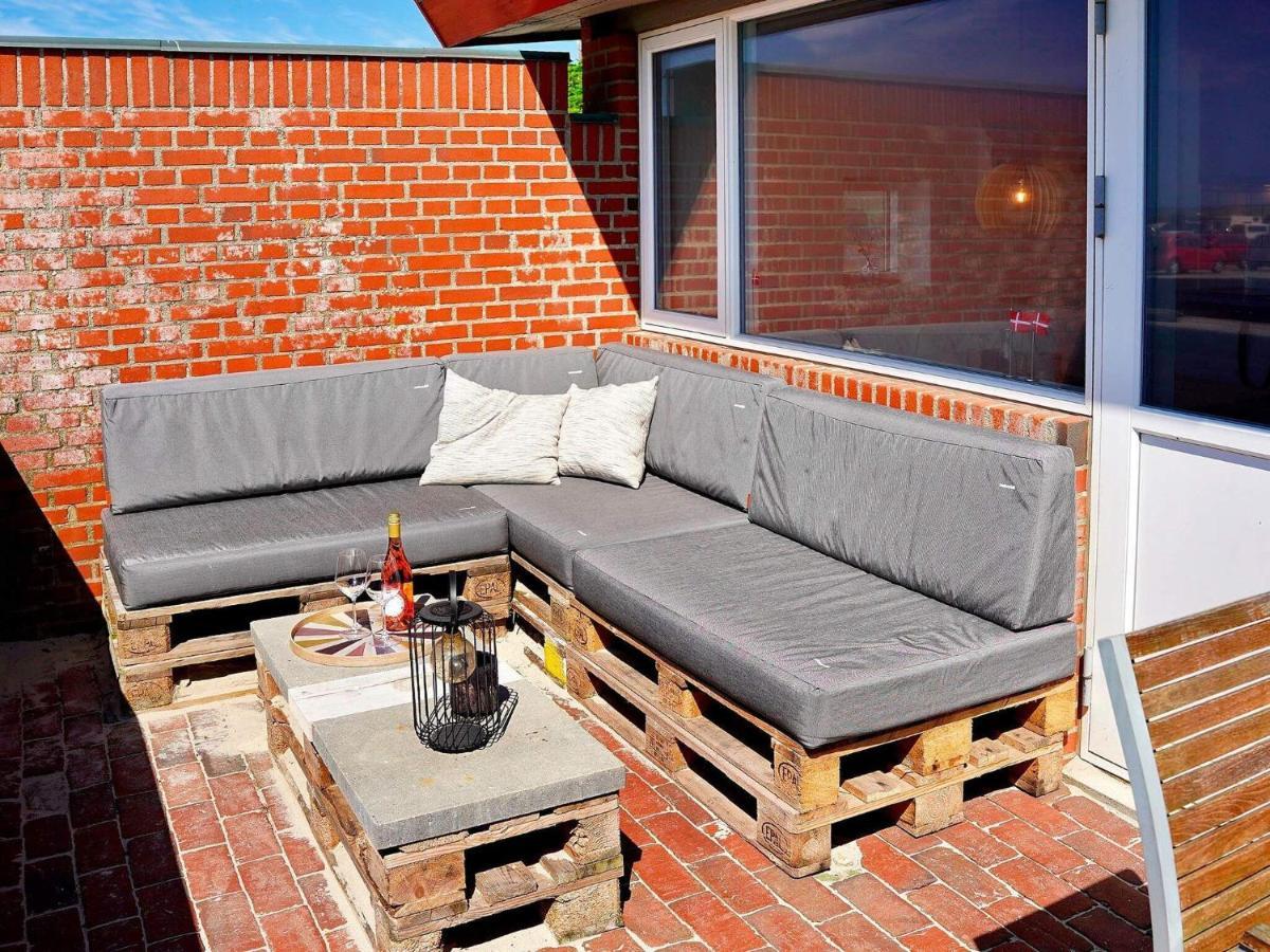 5 Person Holiday Home In Henne Хене Странд Екстериор снимка